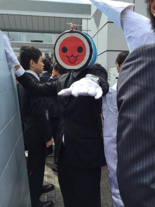 Illustration for article titled How To Improve College Graduations? Cosplay.
